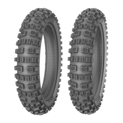 em09-747x1024